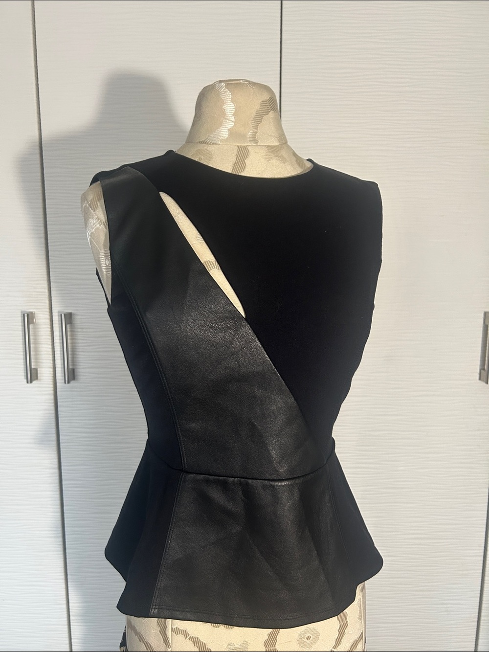 NWOT BCBGMaxAzria Top, XXS